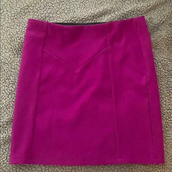 Skirt - Picture 1 of 3